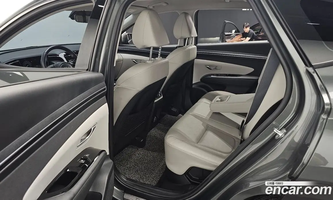Hyundai Tucson 2022 1.6 автомат (гидро), фото 18