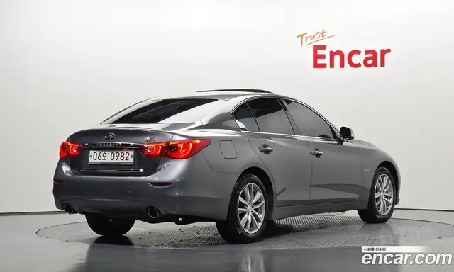 Infiniti Q50 2016 2.1 автомат (гидро), миниатюра 2