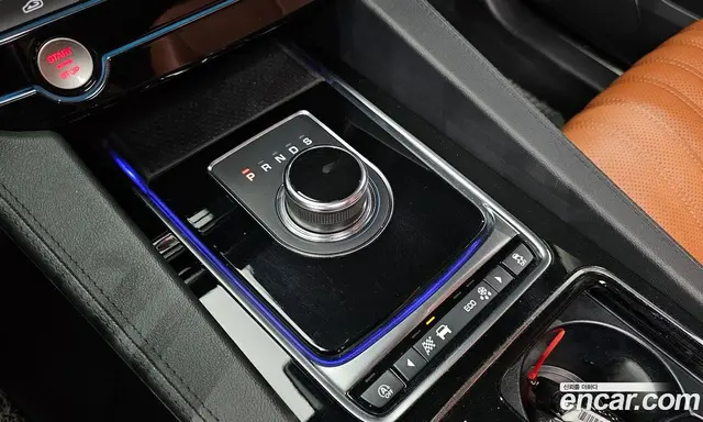 Jaguar F-Pace 2019 2.0 автомат (гидро), миниатюра 9