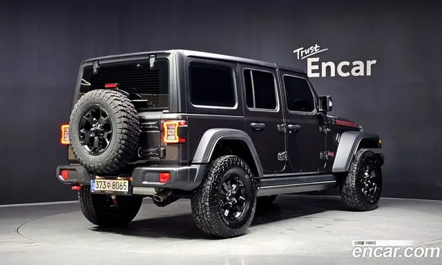 Jeep Wrangler 2023 2.0 автомат (гидро), миниатюра 2