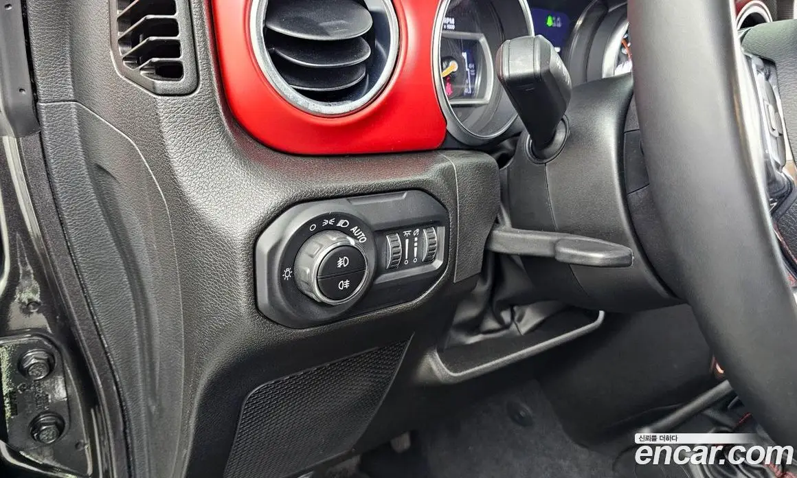 Jeep Wrangler 2023 2.0 автомат (гидро), фото 18