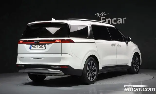 Kia Carnival 2022 3.5 автомат (гидро), миниатюра 2
