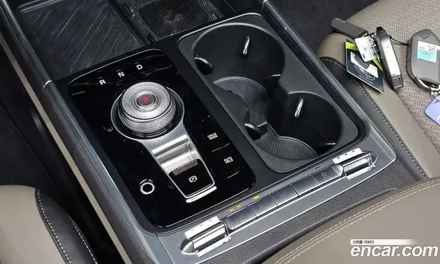 Kia Carnival 2024 1.6 автомат (гидро), миниатюра 11