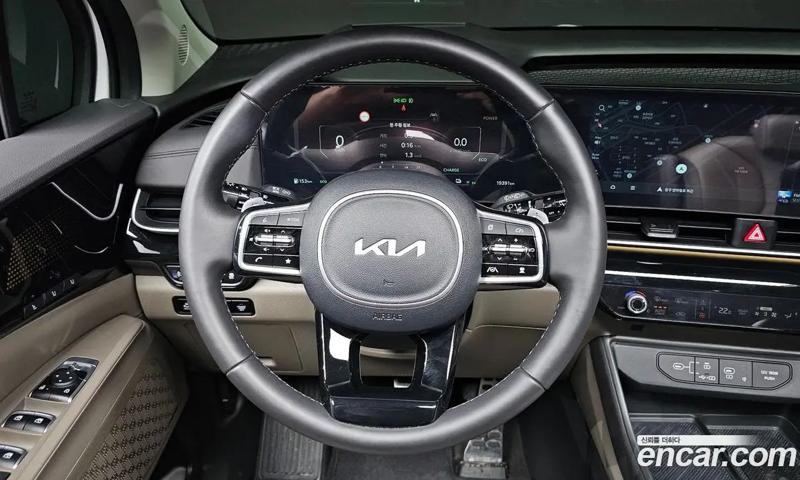 Kia Carnival 2024 1.6 автомат (гидро), фото 17