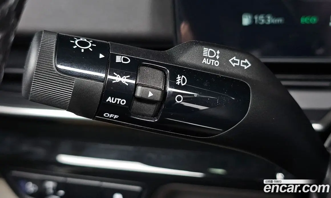 Kia Carnival 2024 1.6 автомат (гидро), фото 32