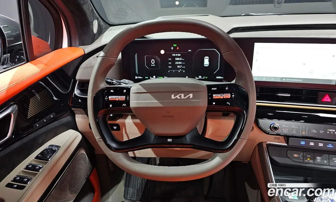 Kia Carnival 2025 1.6 автомат (гидро), фото 19