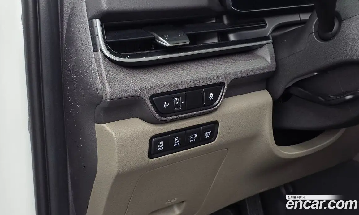 Kia Carnival 2025 1.6 автомат (гидро), фото 17
