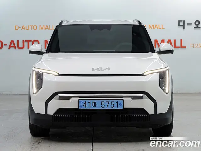 Kia EV3 2025 0.1 автомат (гидро), миниатюра 2