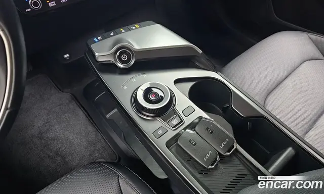 Kia EV6 2023 0.1 автомат (гидро), миниатюра 11
