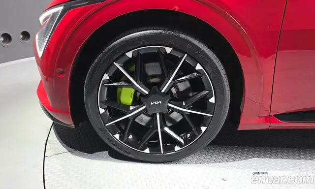 Kia EV6 2025 0.1 автомат (гидро), миниатюра 5
