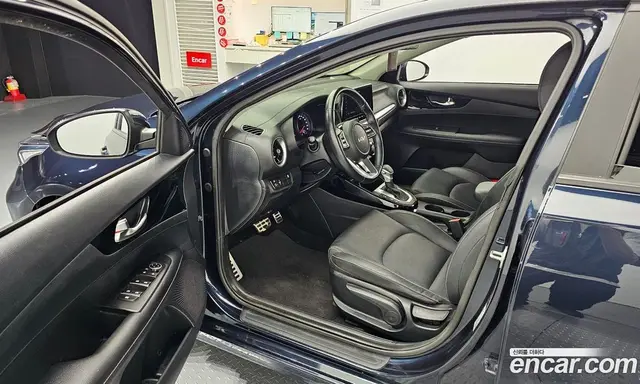 Kia K3 2023 1.6 автомат (гидро), миниатюра 10