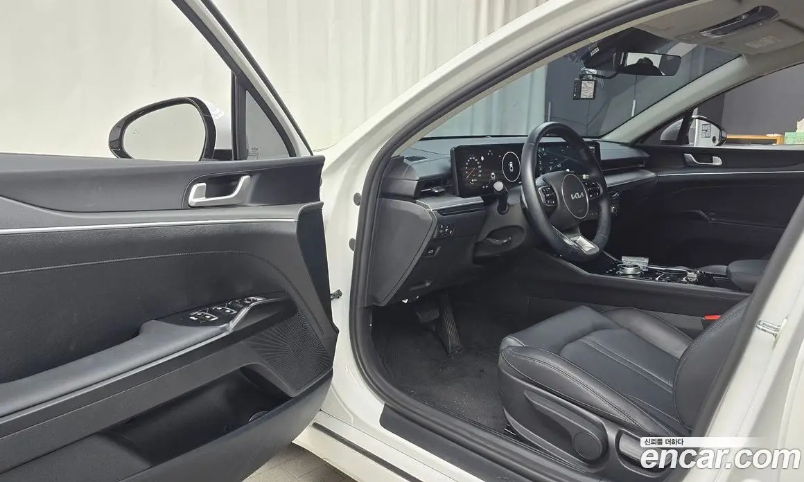 Kia K5 (Optima) 2025 2.0 автомат (гидро), фото 12
