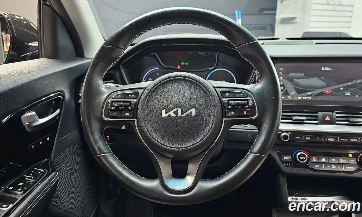 Kia Niro 2021 0.2 автомат (гидро), фото 13