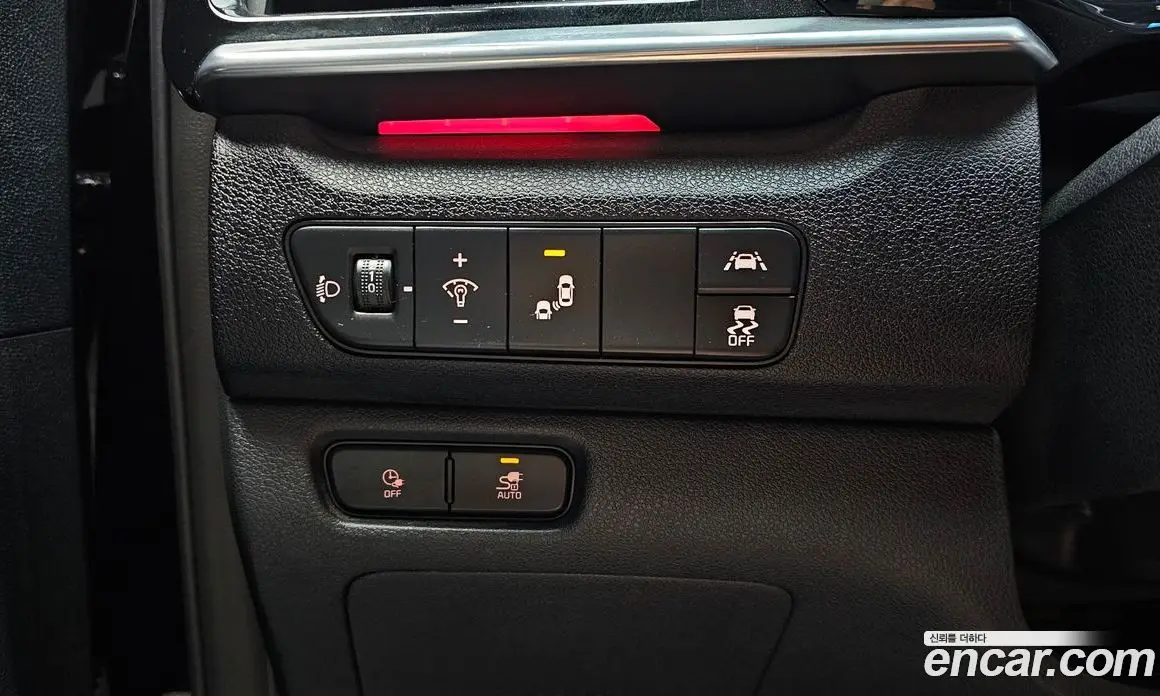 Kia Niro 2021 0.2 автомат (гидро), фото 17