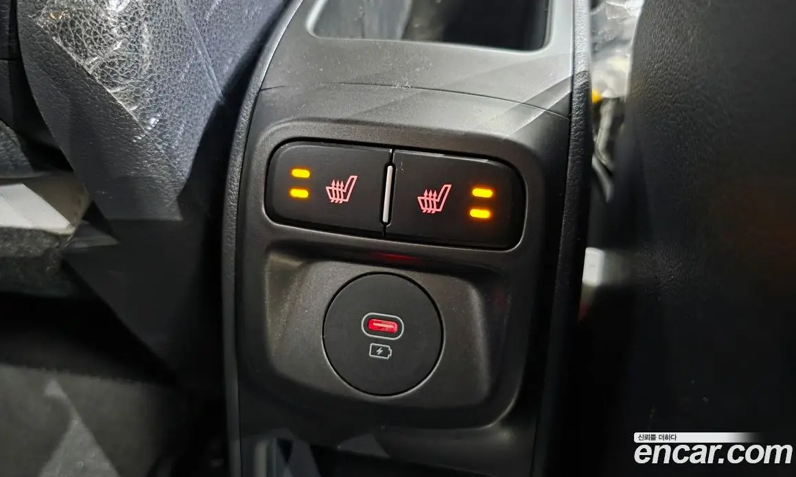 Kia Ray 2023 1.0 автомат (гидро), фото 20