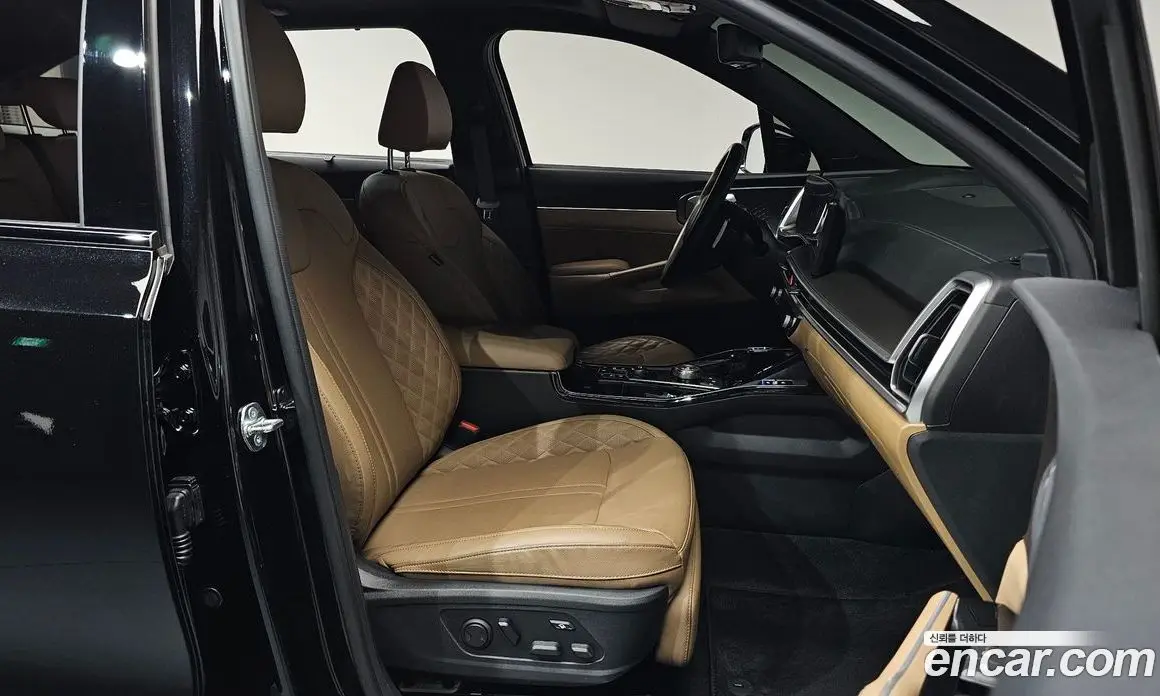 Kia Sorento 2023 2.5 автомат (гидро), фото 16