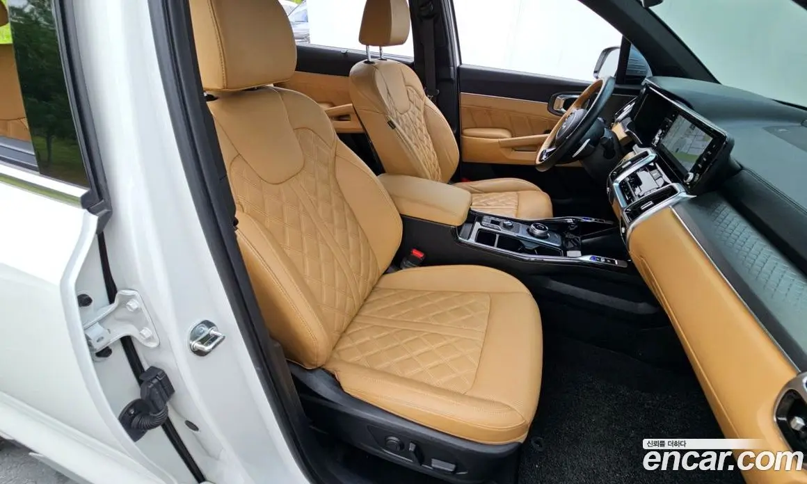 Kia Sorento 2023 2.5 автомат (гидро), фото 16