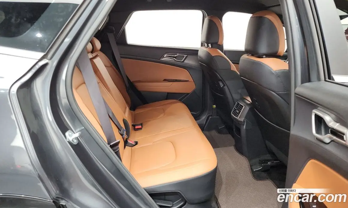 Kia Sportage 2023 1.6 автомат (гидро), фото 16