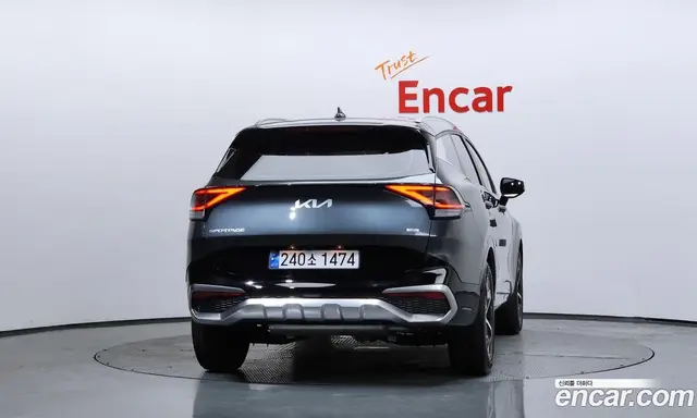 Kia Sportage 2023 1.6 автомат (гидро), миниатюра 3