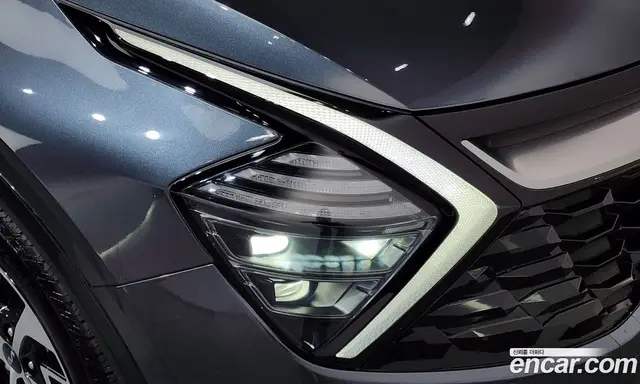 Kia Sportage 2023 1.6 автомат (гидро), миниатюра 7