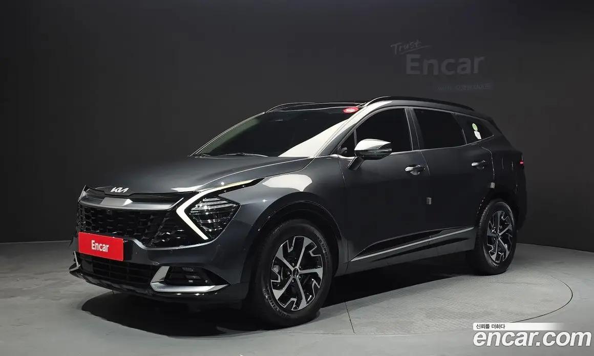 Kia Sportage 2023 1.6 автомат (гидро), фото 1