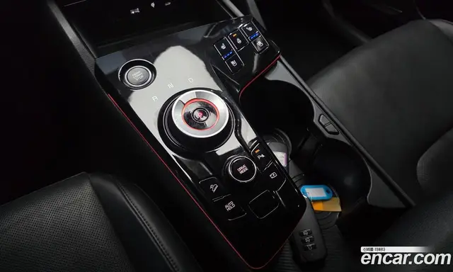 Kia Sportage 2023 1.6 автомат (гидро), миниатюра 9
