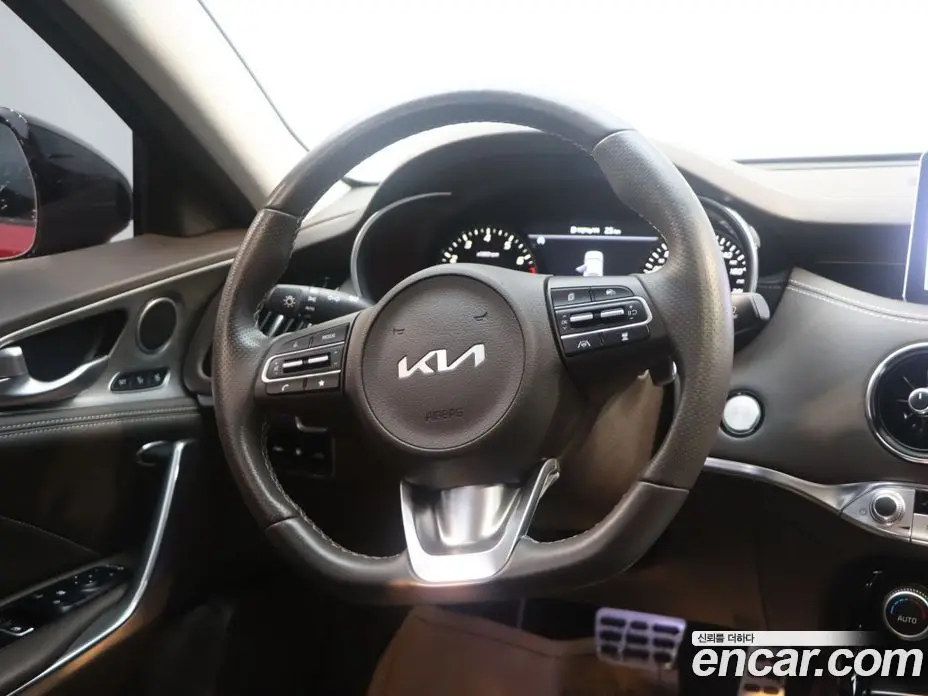 Kia Stinger 2022 2.5 автомат (гидро), фото 12