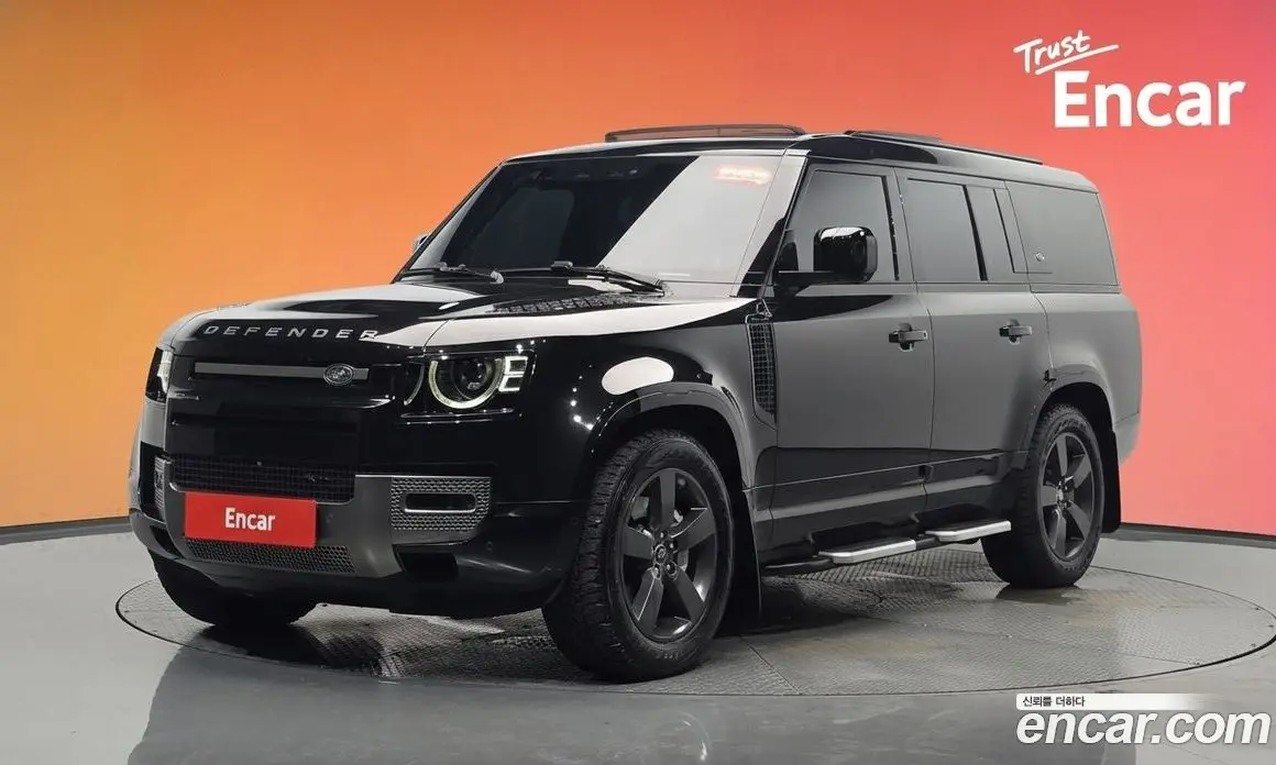 Land Rover Defender 2023 3.0 автомат (гидро), фото 38