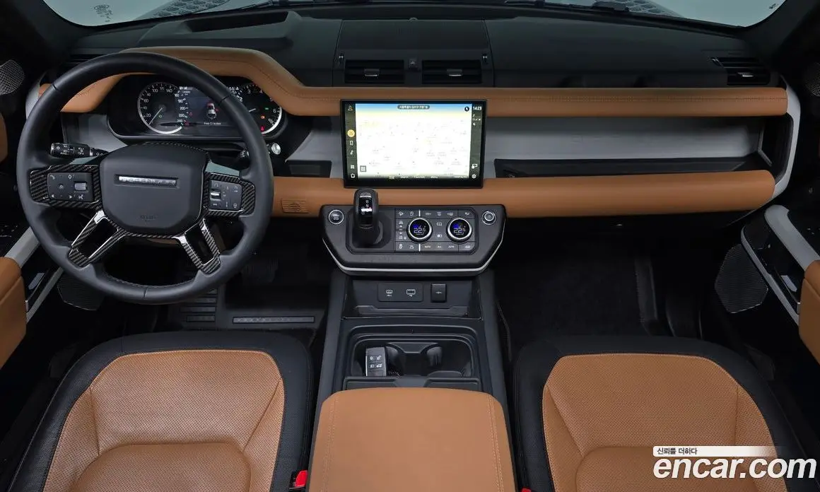 Land Rover Defender 2023 3.0 автомат (гидро), фото 9