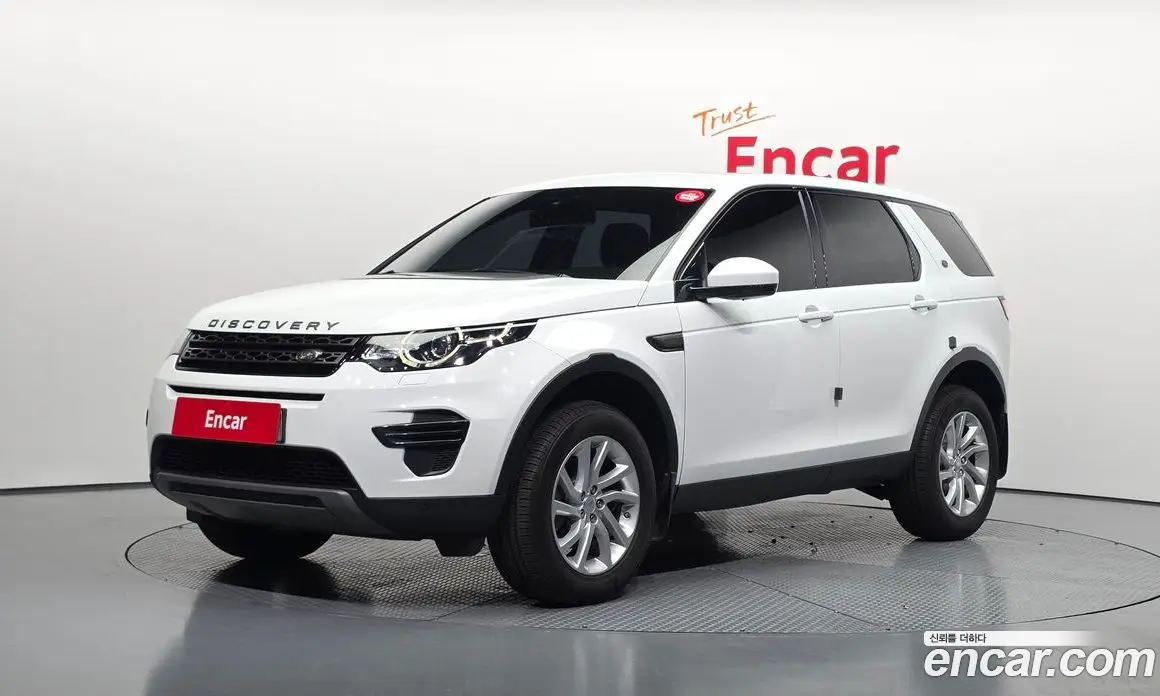Land Rover Discovery Sport 2017 2.0 автомат (гидро), фото 1