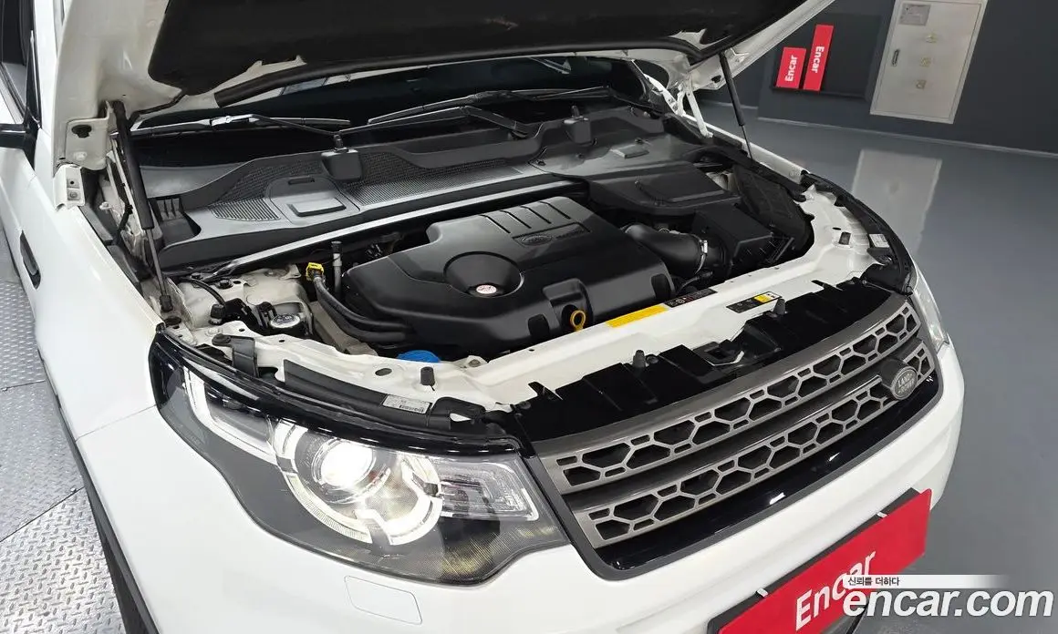Land Rover Discovery Sport 2017 2.0 автомат (гидро), фото 6