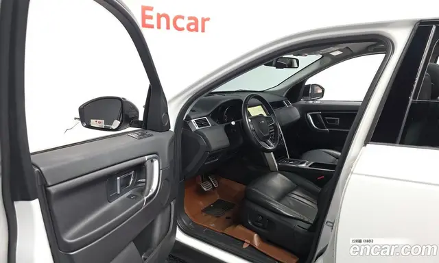 Land Rover Discovery Sport 2017 2.0 автомат (гидро), миниатюра 10