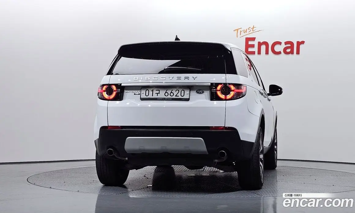 Land Rover Discovery Sport 2019 2.0 автомат (гидро), фото 4