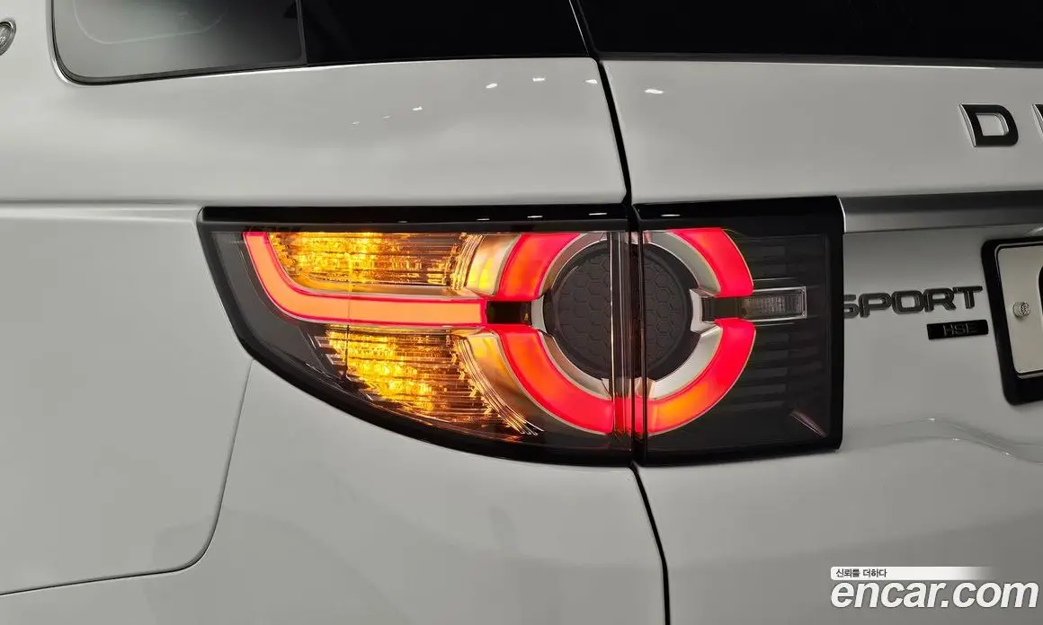 Land Rover Discovery Sport 2019 2.0 автомат (гидро), фото 9
