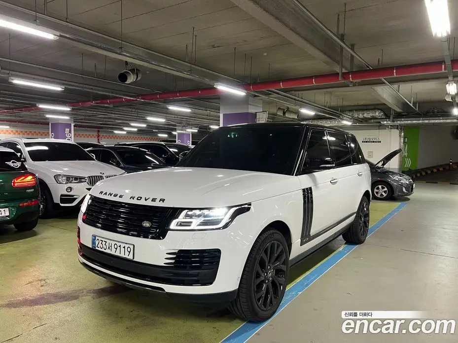Land Rover Range Rover 2019 4.4 автомат (гидро), фото 1