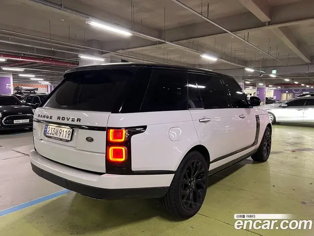 Land Rover Range Rover 2019 4.4 автомат (гидро), миниатюра 5