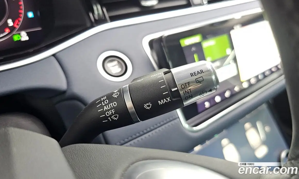 Land Rover Range Rover Evoque 2020 2.0 автомат (гидро), фото 31