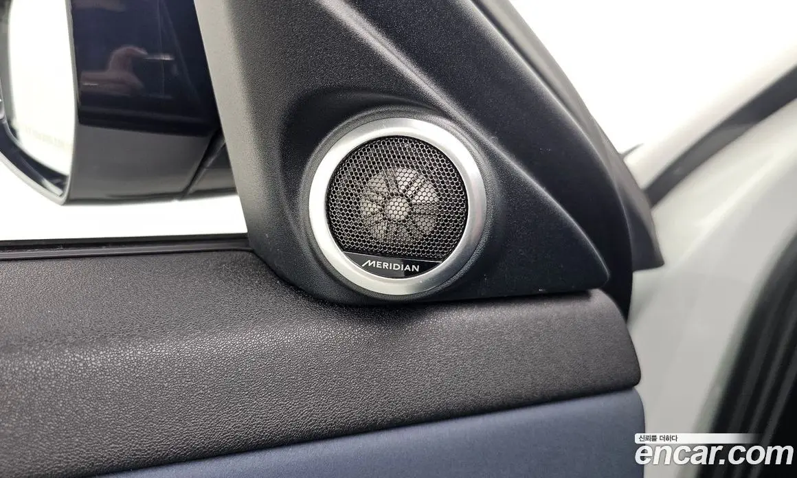 Land Rover Range Rover Evoque 2020 2.0 автомат (гидро), фото 33