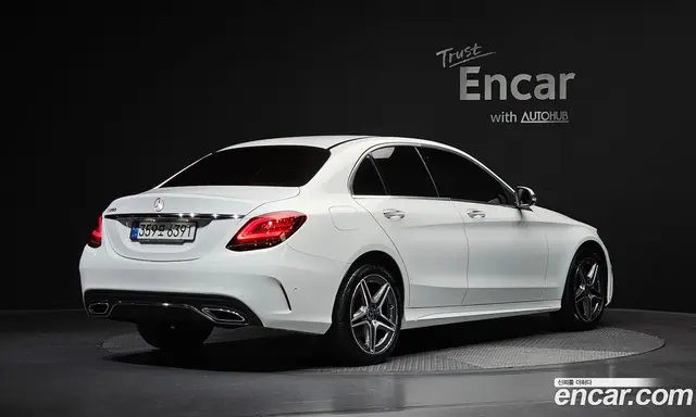 Mercedes-Benz C-Class 2021 2.0 автомат (гидро), миниатюра 2