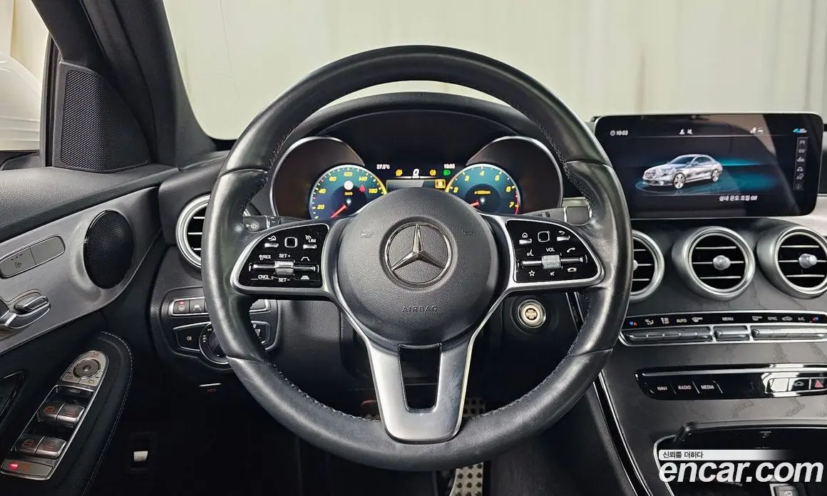 Mercedes-Benz C-Class 2021 2.0 автомат (гидро), фото 21