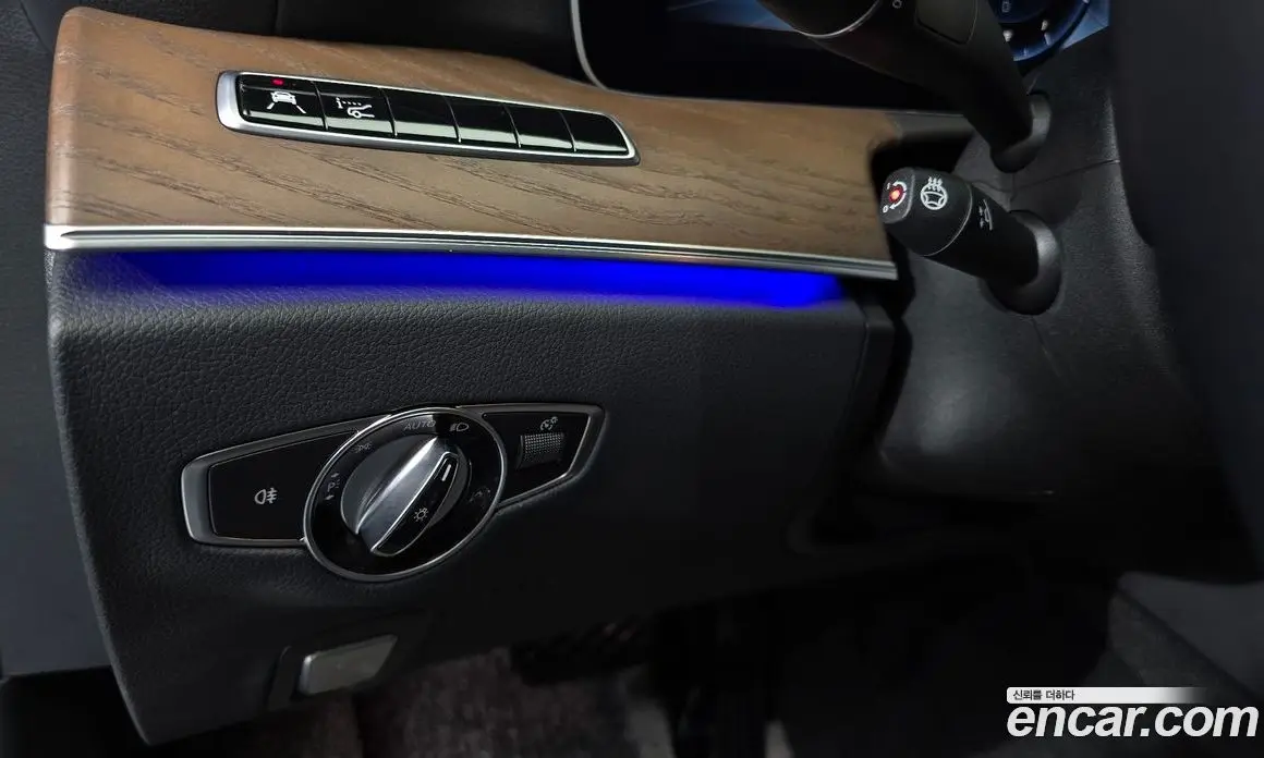Mercedes-Benz E-Class 2018 2.0 автомат (гидро), фото 26