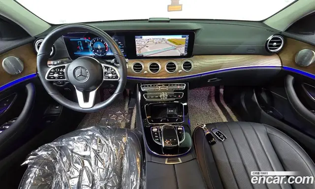 Mercedes-Benz E-Class 2018 2.0 автомат (гидро), миниатюра 10