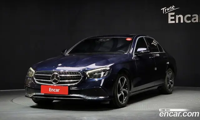 Mercedes-Benz E-Class, 2021, 71 171 км
