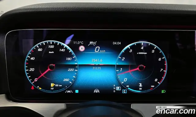 Mercedes-Benz E-Class 2021 2.0 автомат (гидро), миниатюра 8