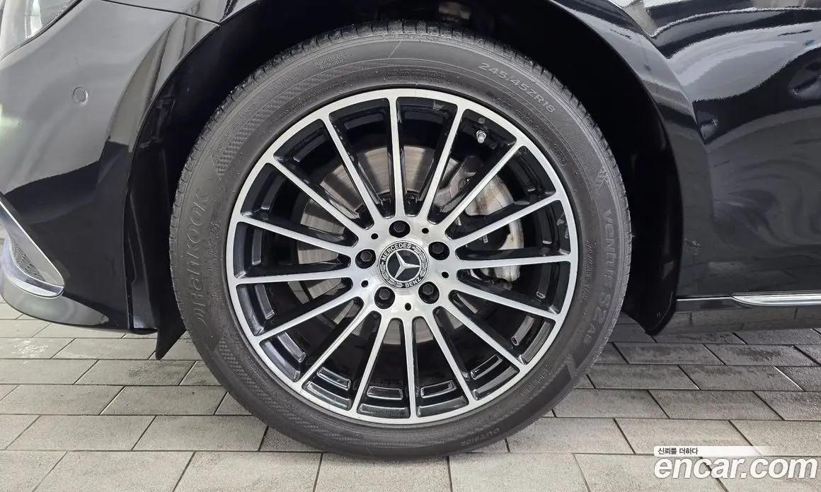 Mercedes-Benz E-Class 2022 2.0 автомат (гидро), фото 5