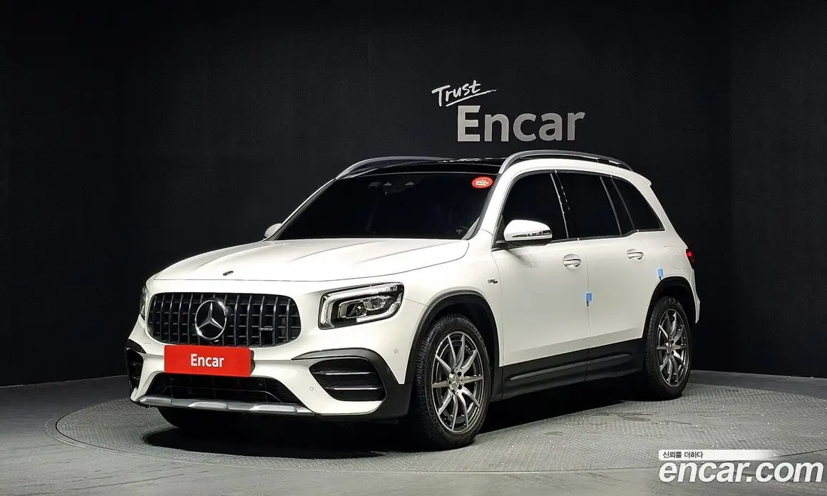 Mercedes-Benz GLB-Class 2021 2.0 автомат (гидро), фото 1