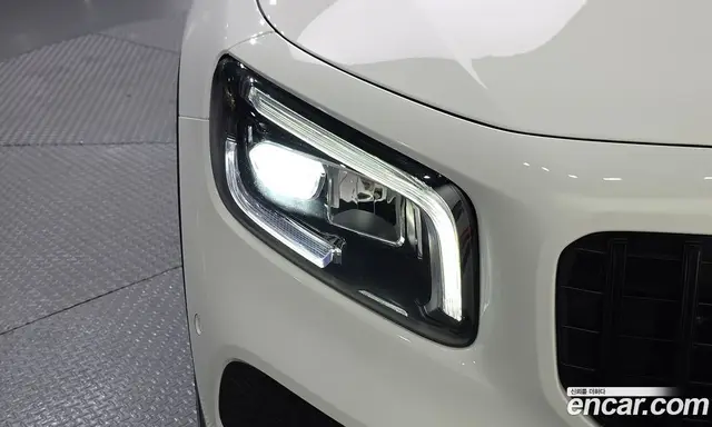 Mercedes-Benz GLB-Class 2021 1.9 автомат (гидро), миниатюра 8