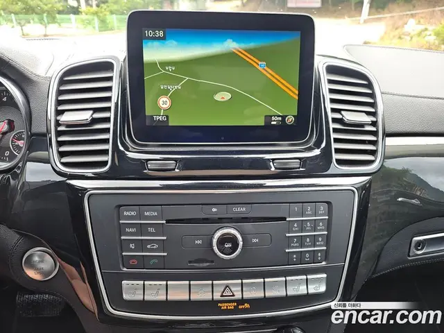 Mercedes-Benz GLS-Class 2017 3.0 автомат (гидро), миниатюра 11