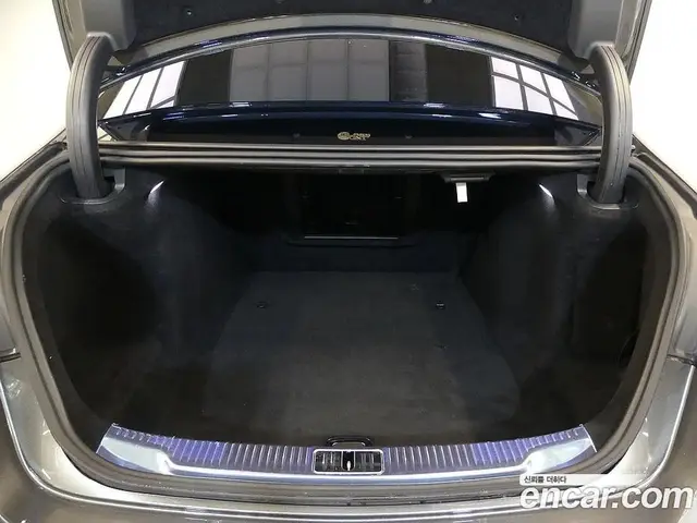 Mercedes-Benz S-Class 2024 4.0 автомат (гидро), миниатюра 8 Mercedes-Benz S-Class 2024 4.0 автомат (гидро), миниатюра 8