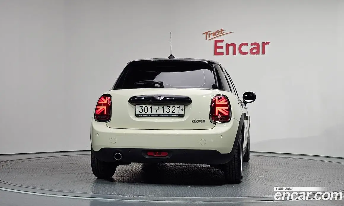 Mini Cooper 2019 1.5 автомат (гидро), фото 4